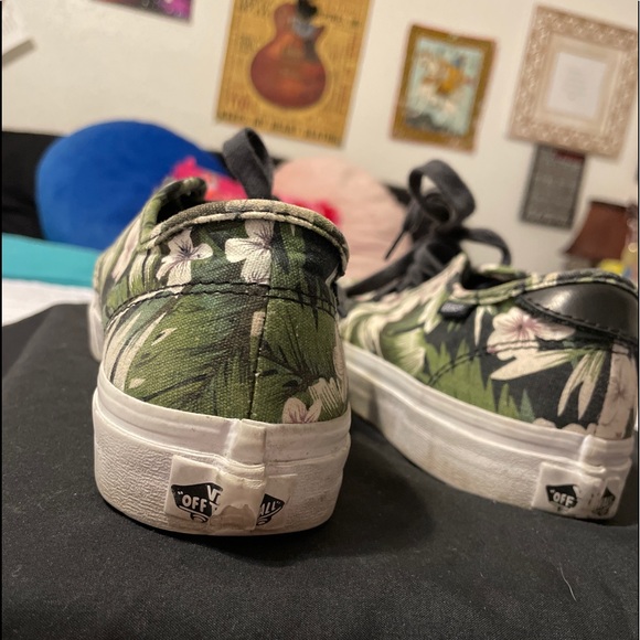 Floral Vans - Picture 4 of 7